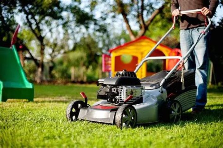 Are Craftsman mowers MTD?