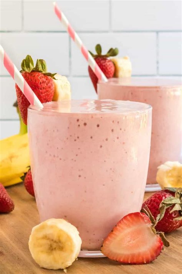 Are strawberry banana smoothies bad for you?