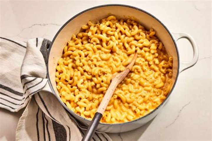 Can I freeze cooked cheese rolls?