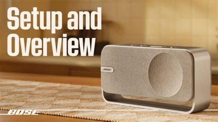 Can I leave Bose SoundLink plugged in?