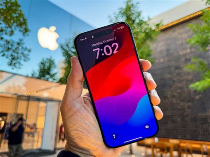 Can I upgrade my AT phone at Apple Store?