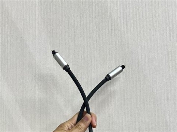 Can optical audio cables go bad?