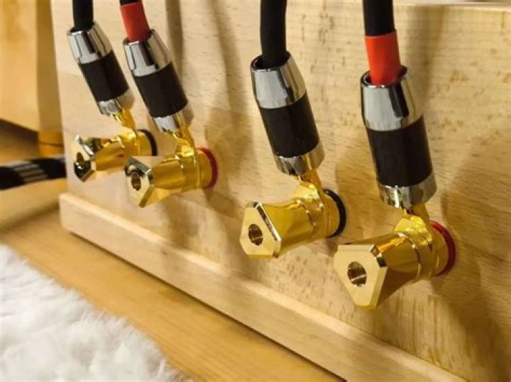 Can speaker cable stop working?