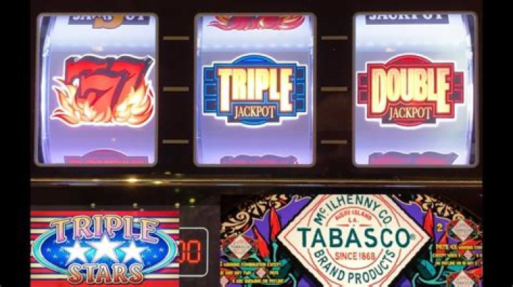 Can you manipulate slot machines?
