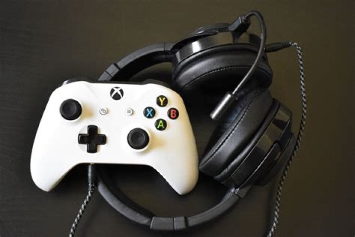 Can you use headphones with a Blu Ray player?