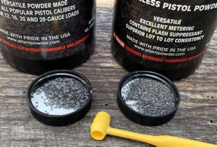 Do modern guns still use gunpowder?