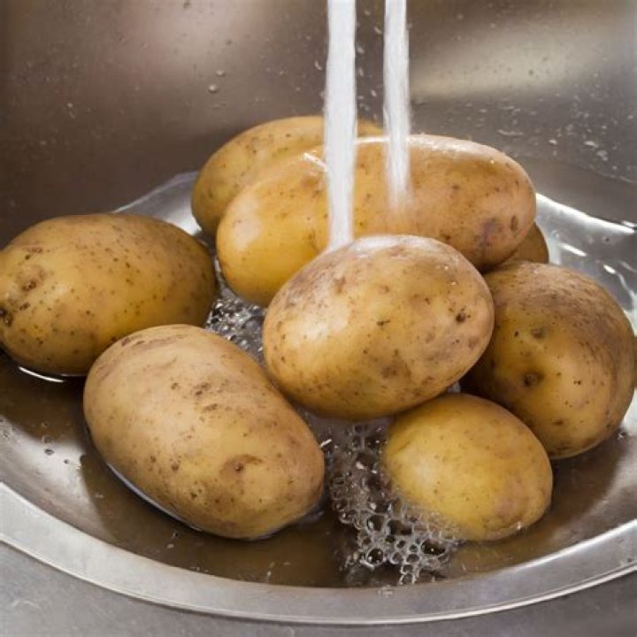 Do potatoes need to be sprayed?