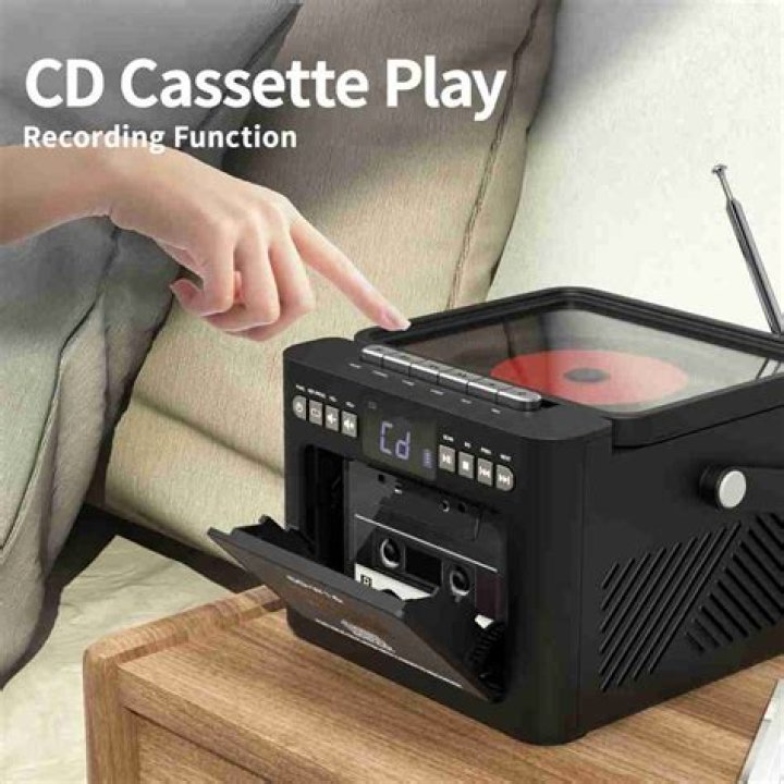 Does Bose play CDs?