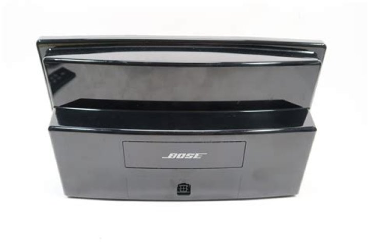 Does Bose SoundDock Series 1 have Bluetooth?
