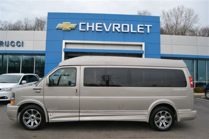 Does Chevy make a 12 passenger van?
