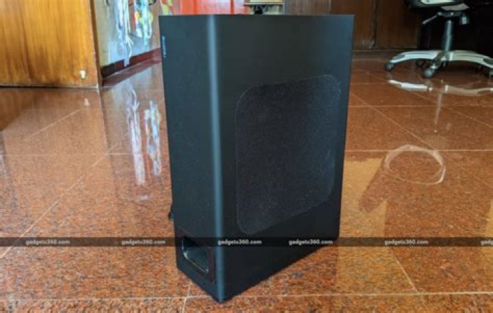 How big is the subwoofer on the realme 100W?
