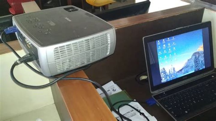 How do I connect my laptop to my projector?