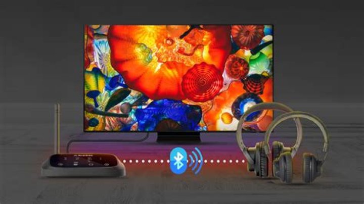 How do I connect RF headphones to my TV?