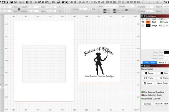 How do I crop an image by tracing?
