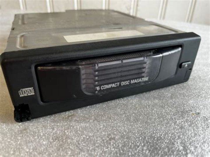 How do I fix my 6 disc changer?