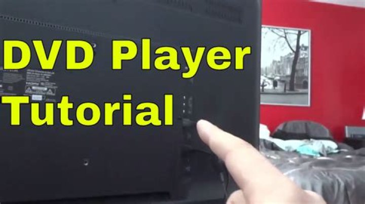 How do I get my DVD to play full screen?