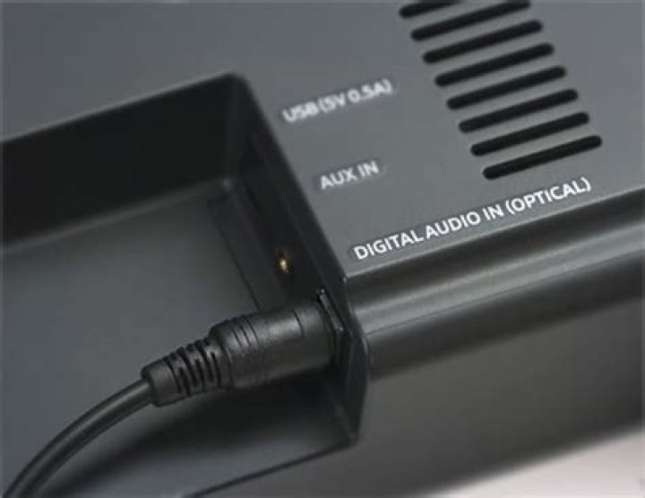 How do I get my Samsung TV to play sound through HDMI?