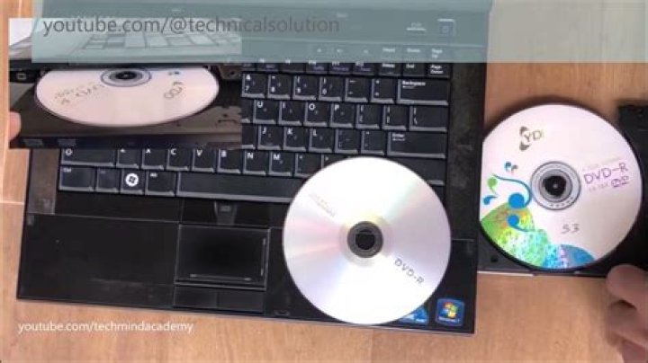 How do I get the second CD out of my case?