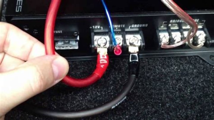 How do I know if my factory amp is blown?