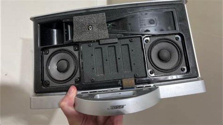 How do I play my iPhone on my Bose dock?