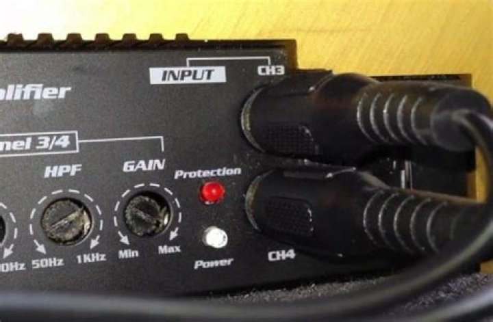 How do I reset my amplifier that sound protection mode?