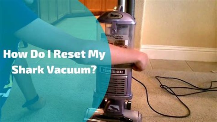 How do I reset my car amp?