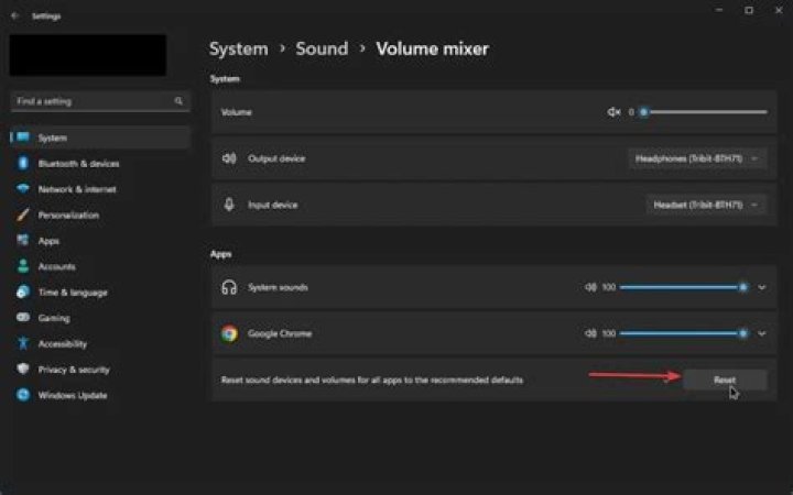 How do I reset the volume on my Sound bar?