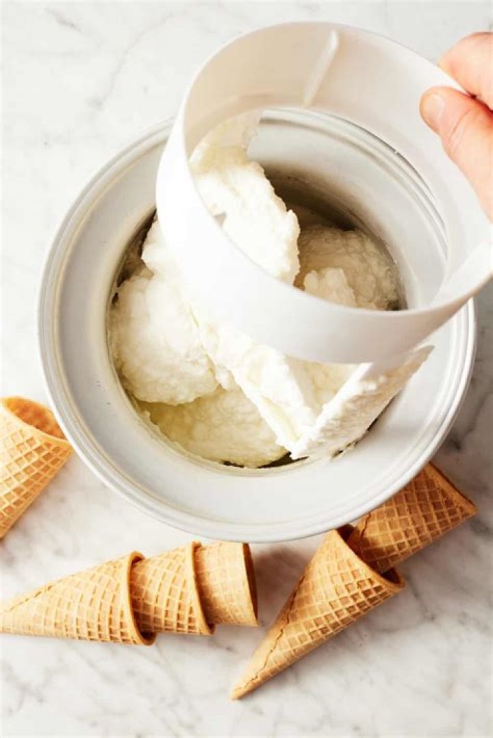 How do you make ice cream in a water bottle?