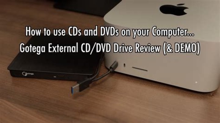 How do you unstick a CD drive?