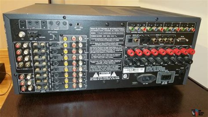 How does a NAD T 773 AV receiver work?