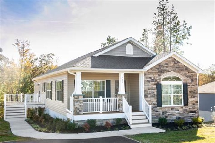 How does home nation deliver new mobile homes?