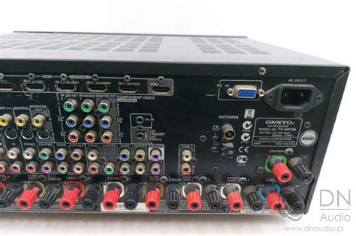 How does Onkyo tx-nr708 work in standby mode?