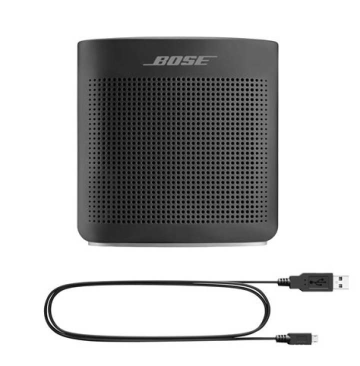 How does SoundLink Color 2 work with Bluetooth?