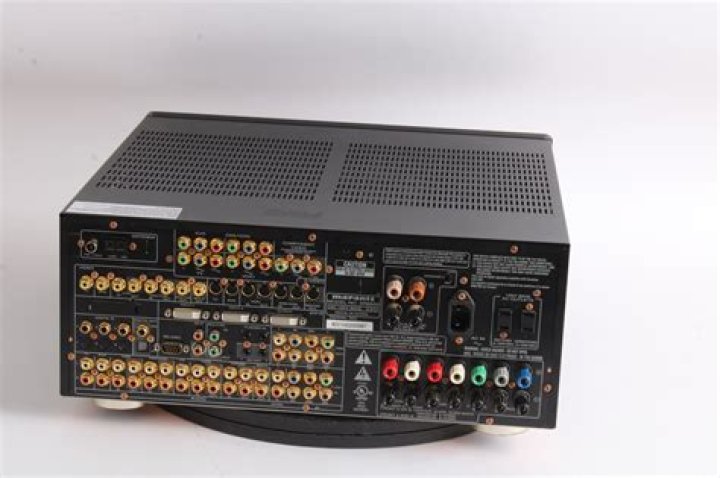 How does the Marantz sr8500 audio-video receiver work?