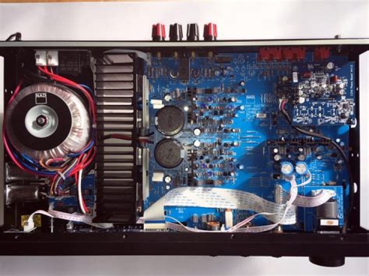 How is the c315bee compared to other amplifiers?