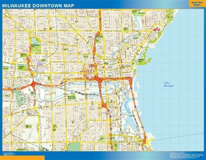 How many people live in the city of Milwaukee WI?
