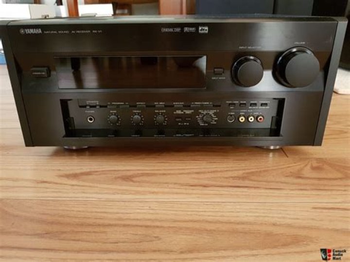 How many speakers does a Yamaha rx-v1 receiver have?