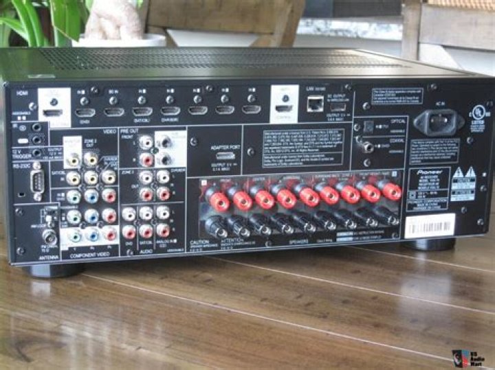 How many Watts Does a pioneer vsx-70 have?