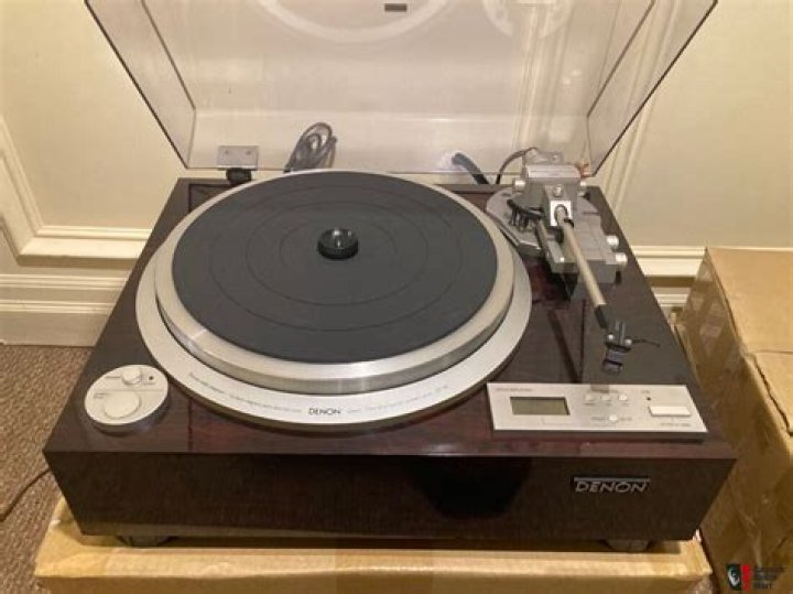How much does a Denon 59L turntable cost?