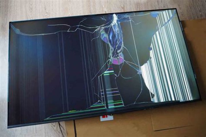 How much does it cost for someone to fix a TV?