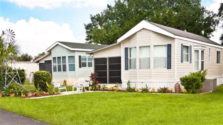 How much does it cost to have landscape design?