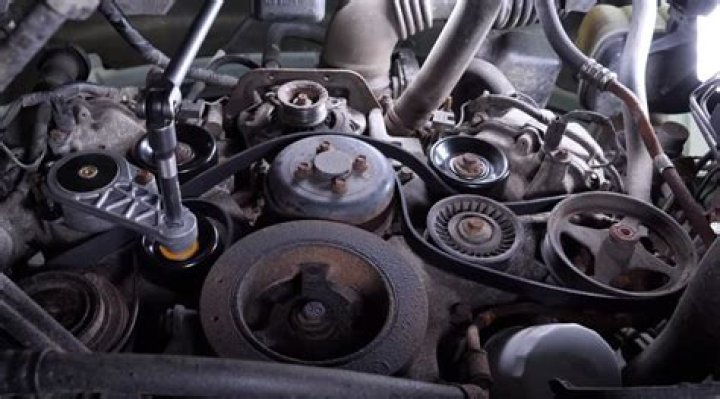 How much does it cost to replace belt in car?