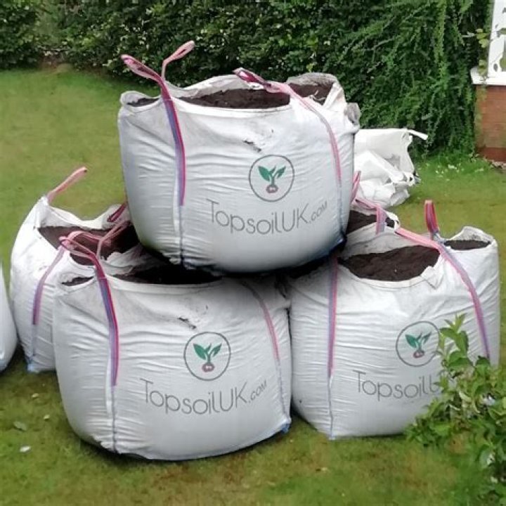 How much is a tonne of topsoil UK?