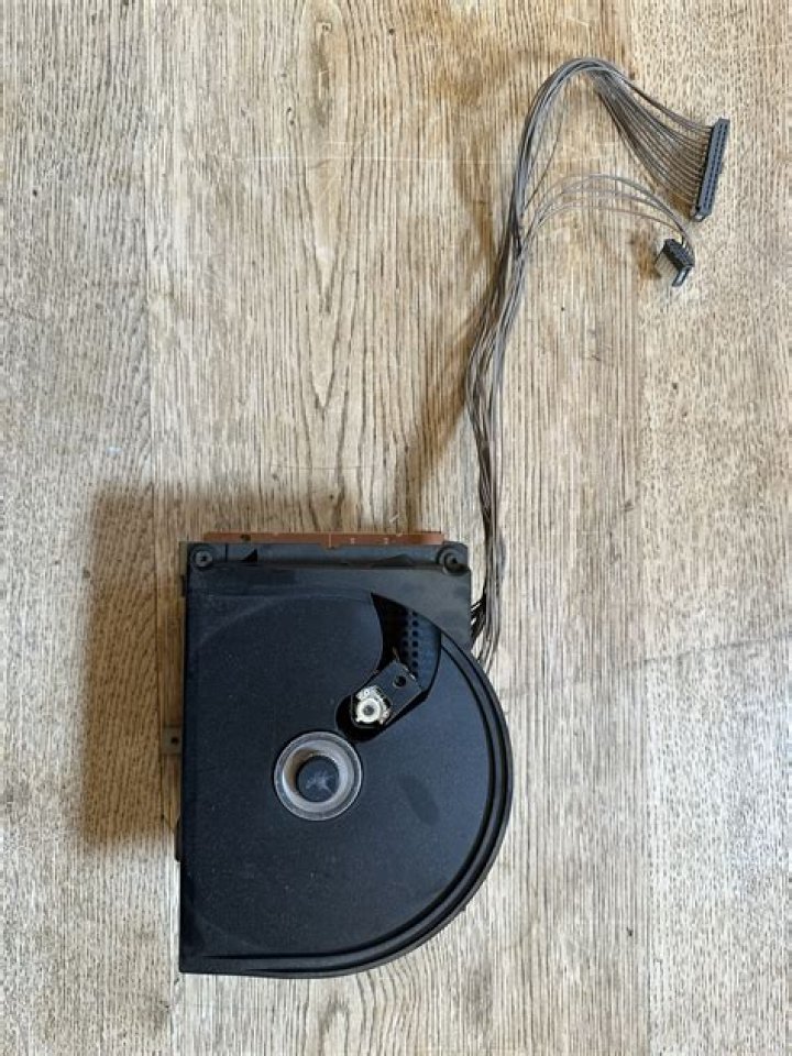How to repair a bang and Olufsen BeoCenter 9000?