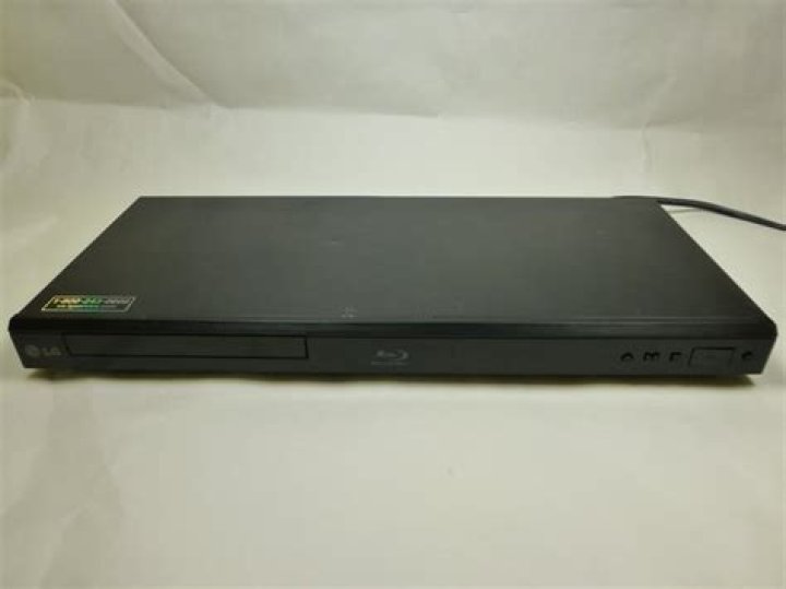 How to troubleshoot a LG bp220 DVD player?