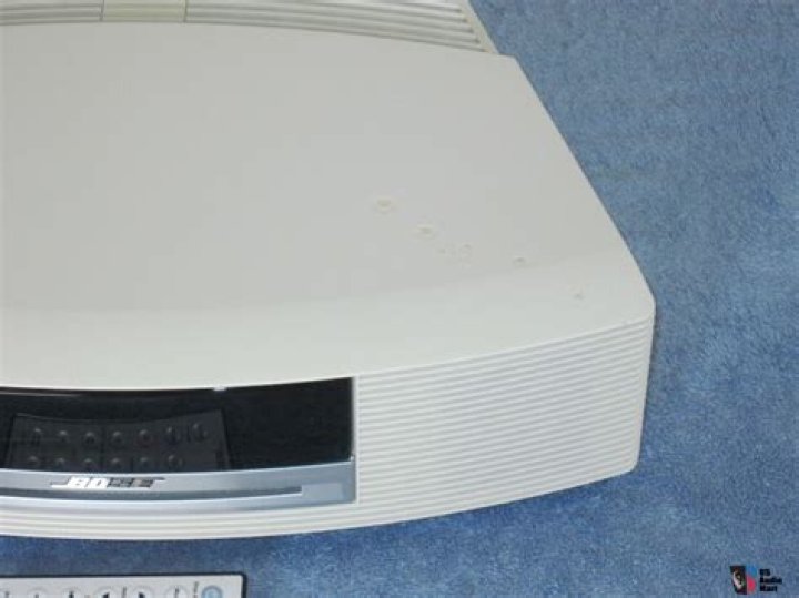 How to turn off Bose Wave Music System III?