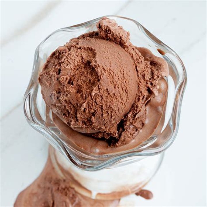 Is grainy ice cream safe to eat?