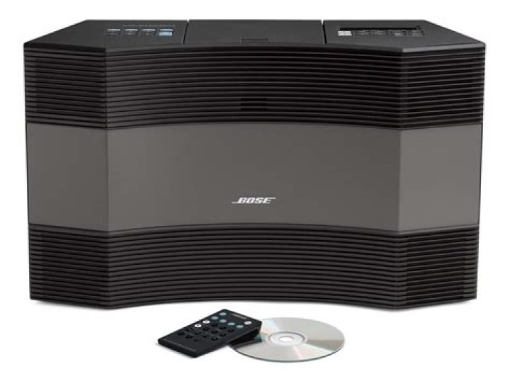 Is the Bose acoustic wave music system II compatible with CD?