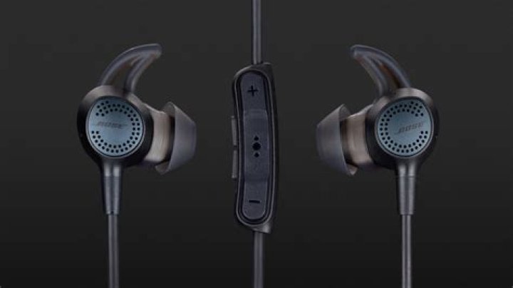 Is the Bose quietcontrol 30 a good headphone?