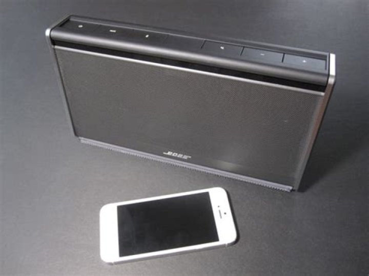 Is the Bose SoundLink Mobile speaker II the same as the original?